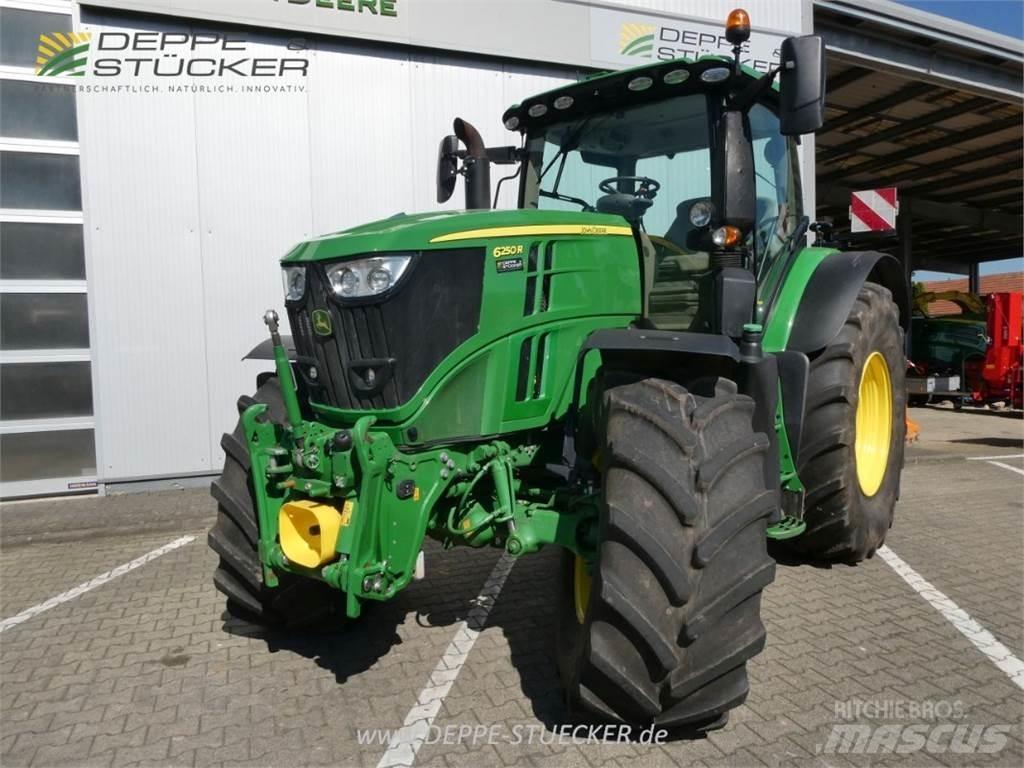 John Deere 6250R Traktorji
