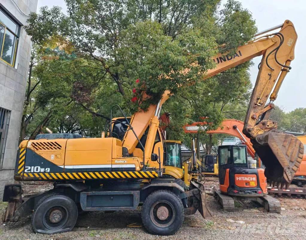 Hyundai r210w-9 Bagri na kolesih