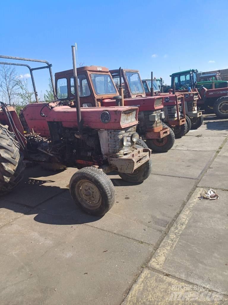 Massey Ferguson 168 Traktorji