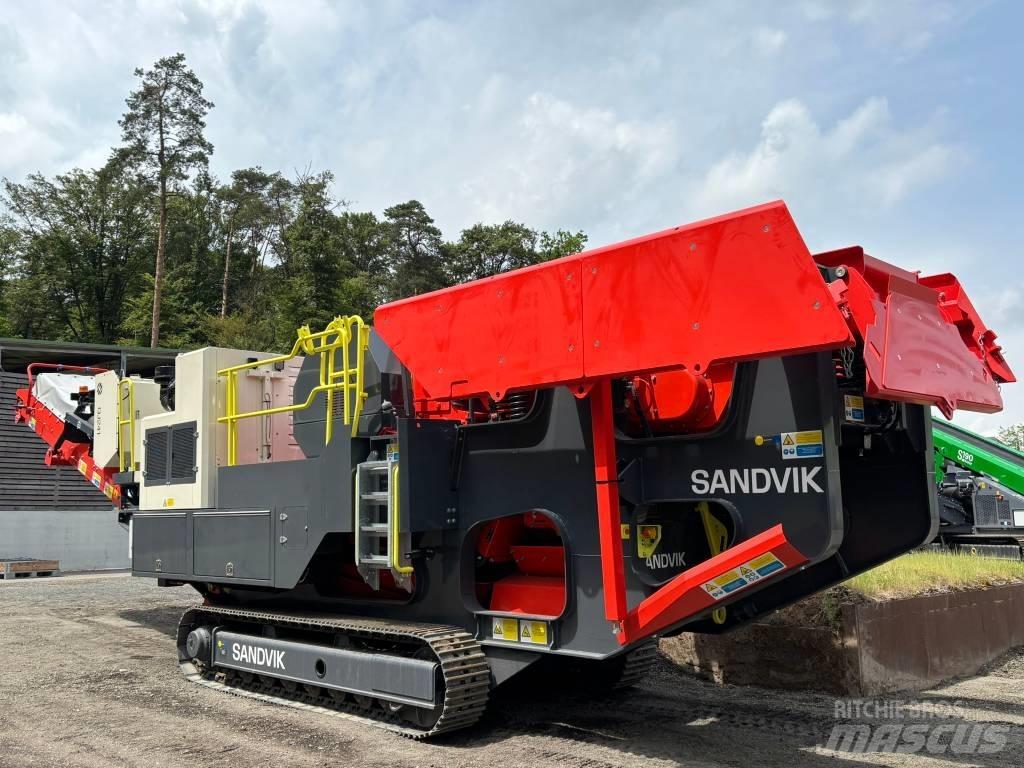 Sandvik QJ 241 Mobilni drobilniki