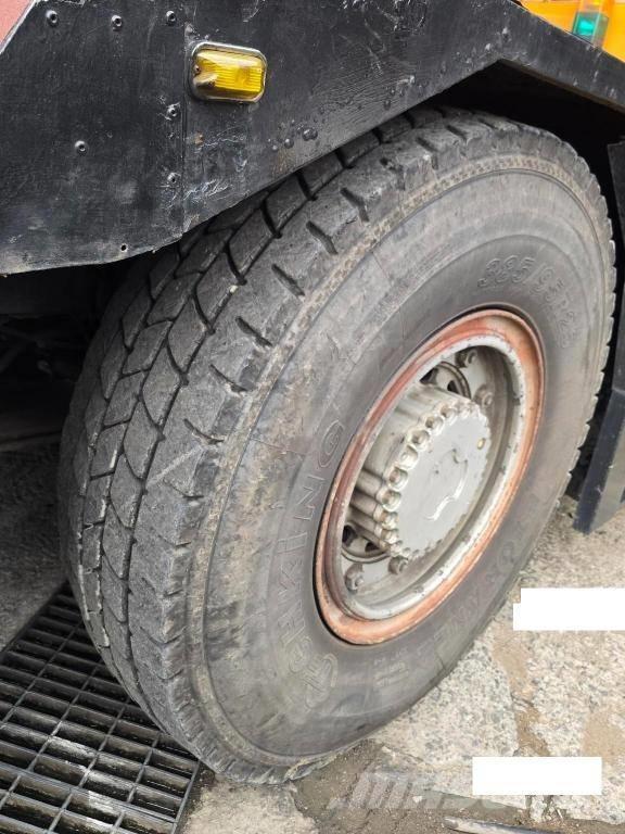 Kato KR 25 H V-3 Avtodvigala