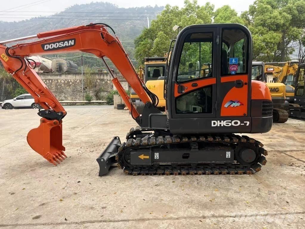 Doosan DH 60-7 Mini bagri <7t