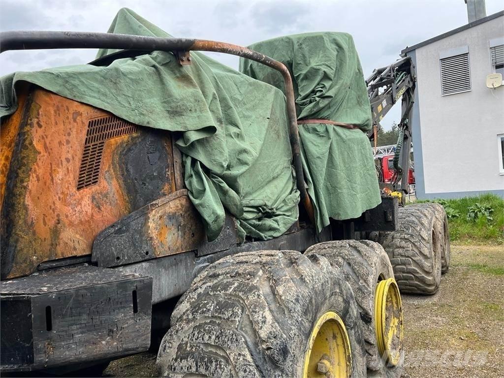 John Deere 1270G Harvesterji