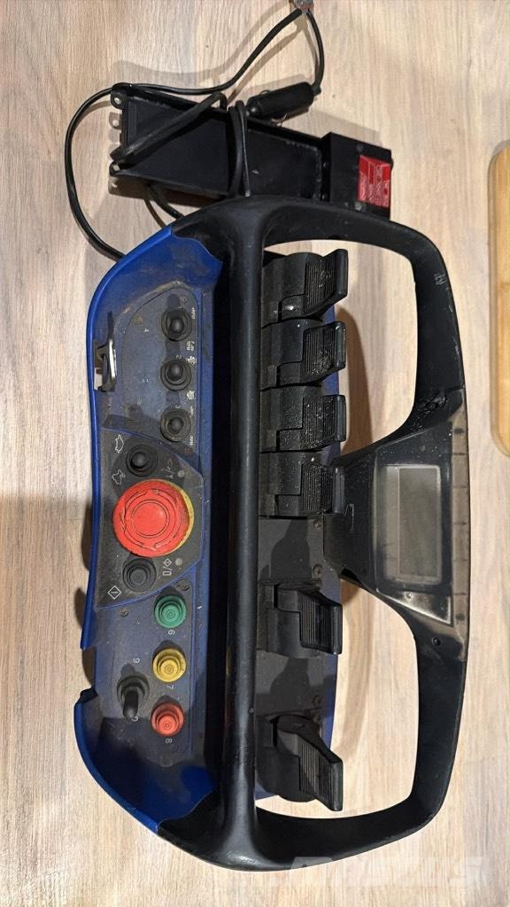 Palfinger PK 32000 Paletna dvigala