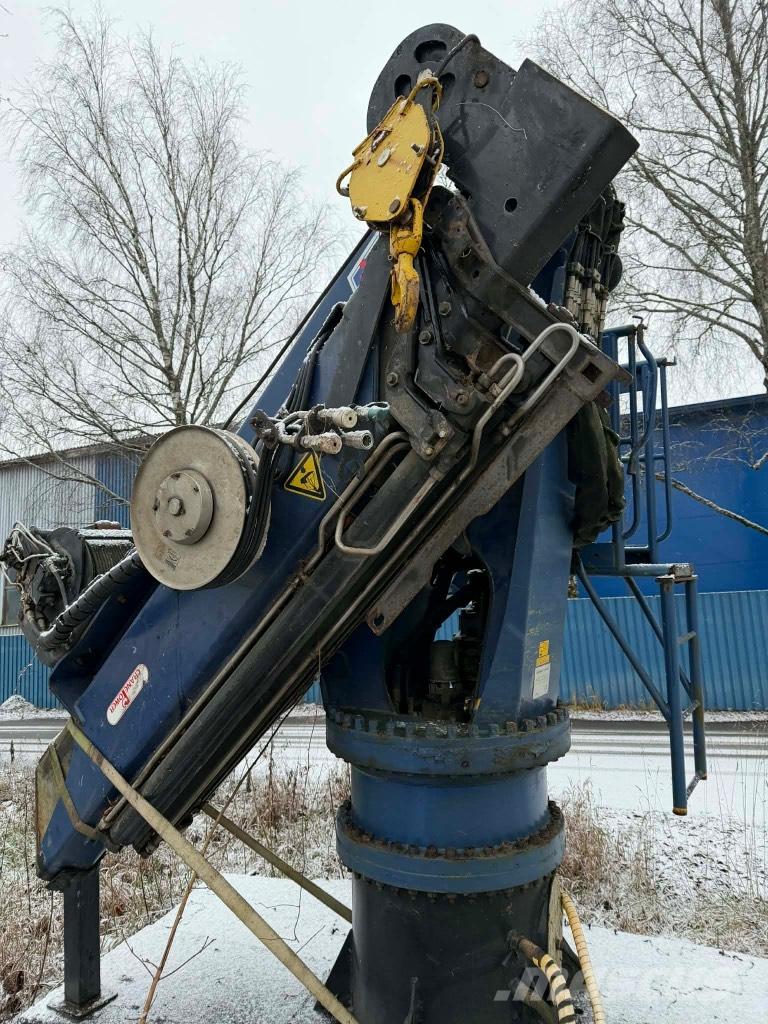 Palfinger PK 32000 Paletna dvigala