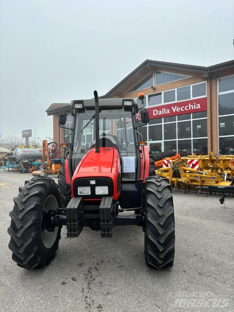 Massey Ferguson 4255 Traktorji