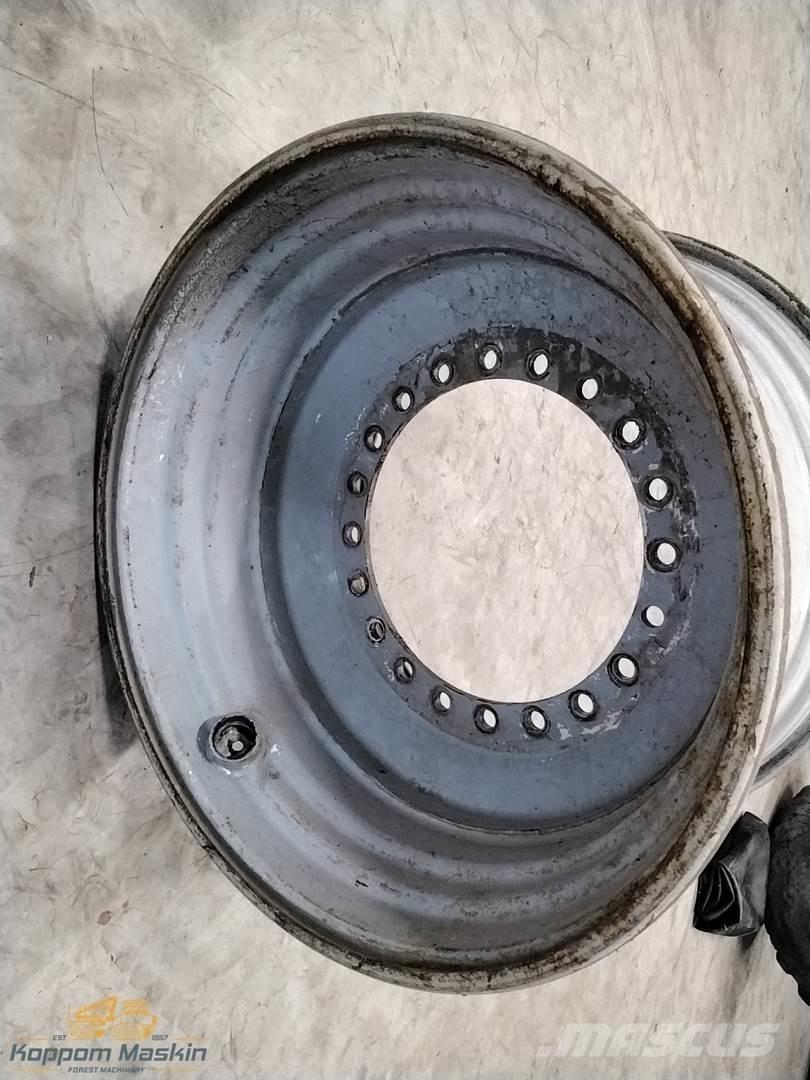Valmet 941 20x34 Gume, kolesa in platišča
