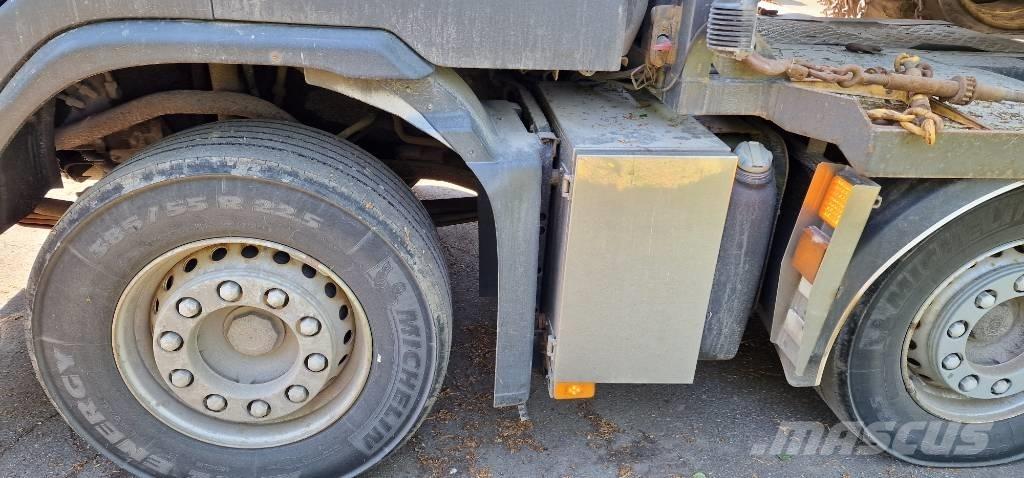 Volvo FM 13 Tovornjaki za prevoz gozdnih strojev