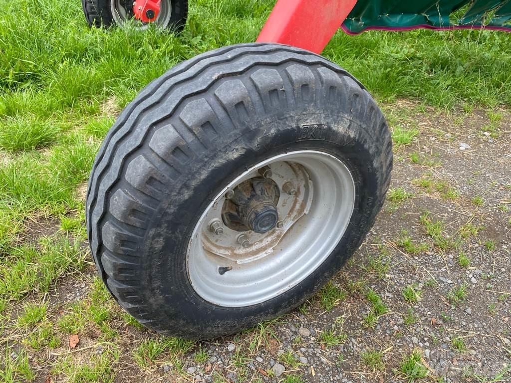Kverneland 9476C Zgrabljalniki