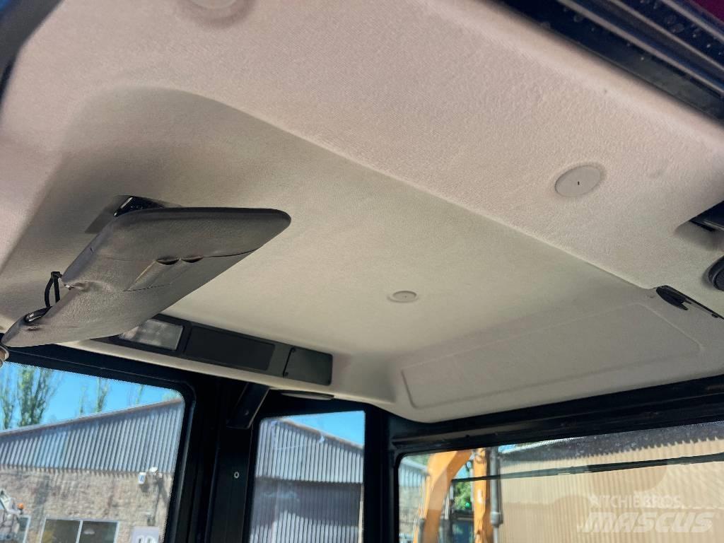 JCB 6 FT Ne cestni demperji