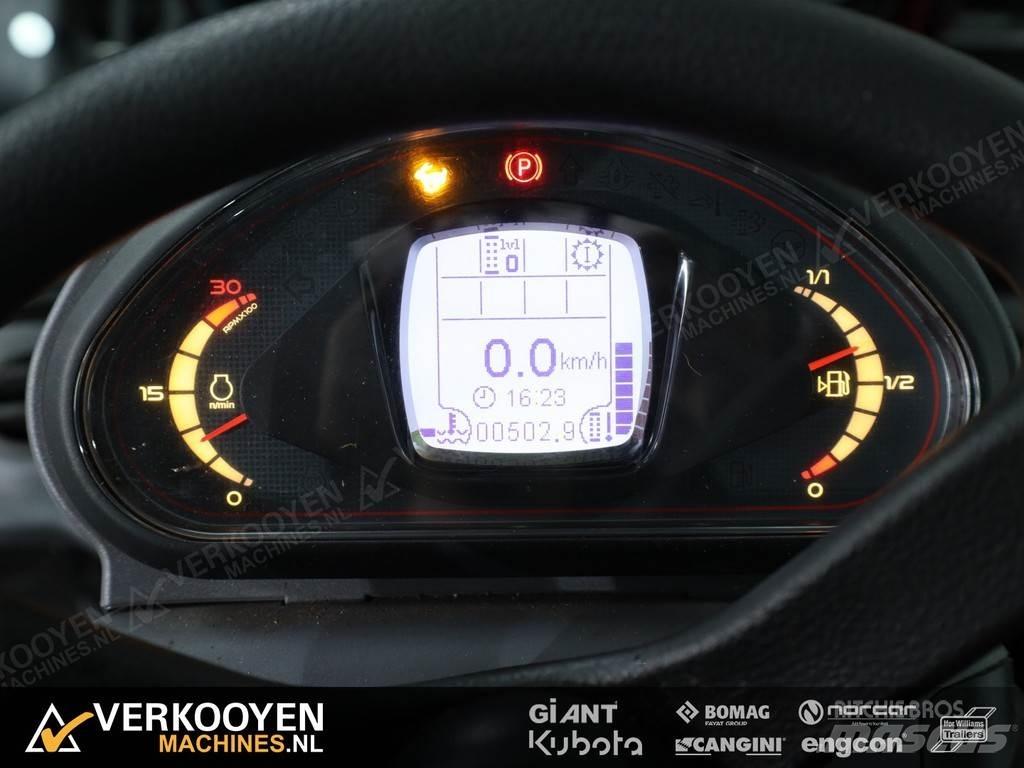 GiANT G5000 Kolesni nakladalci