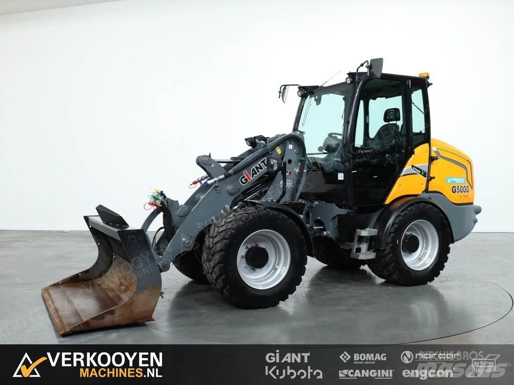 GiANT G5000 Kolesni nakladalci