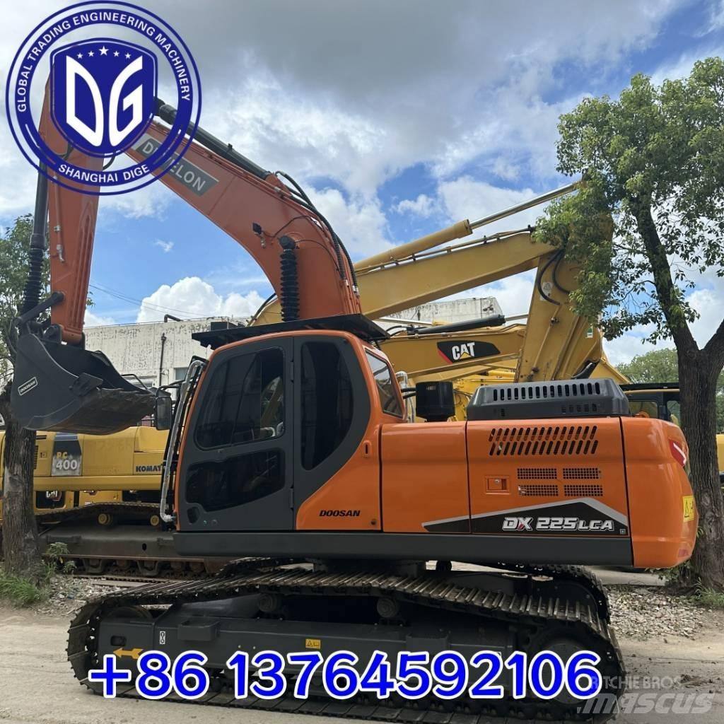 Doosan DX 225 LCA Bagri goseničarji