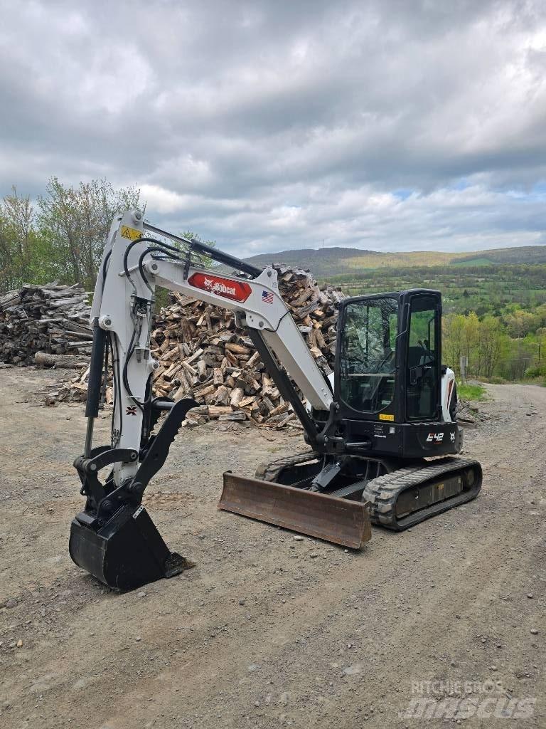 Bobcat E42 Mini bagri <7t