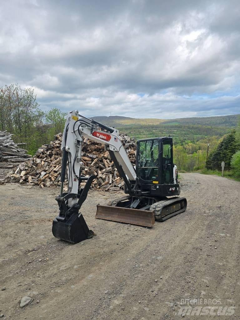 Bobcat E42 Mini bagri <7t