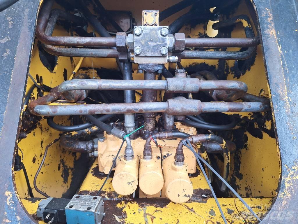 Volvo BM 4600 Kolesni nakladalci