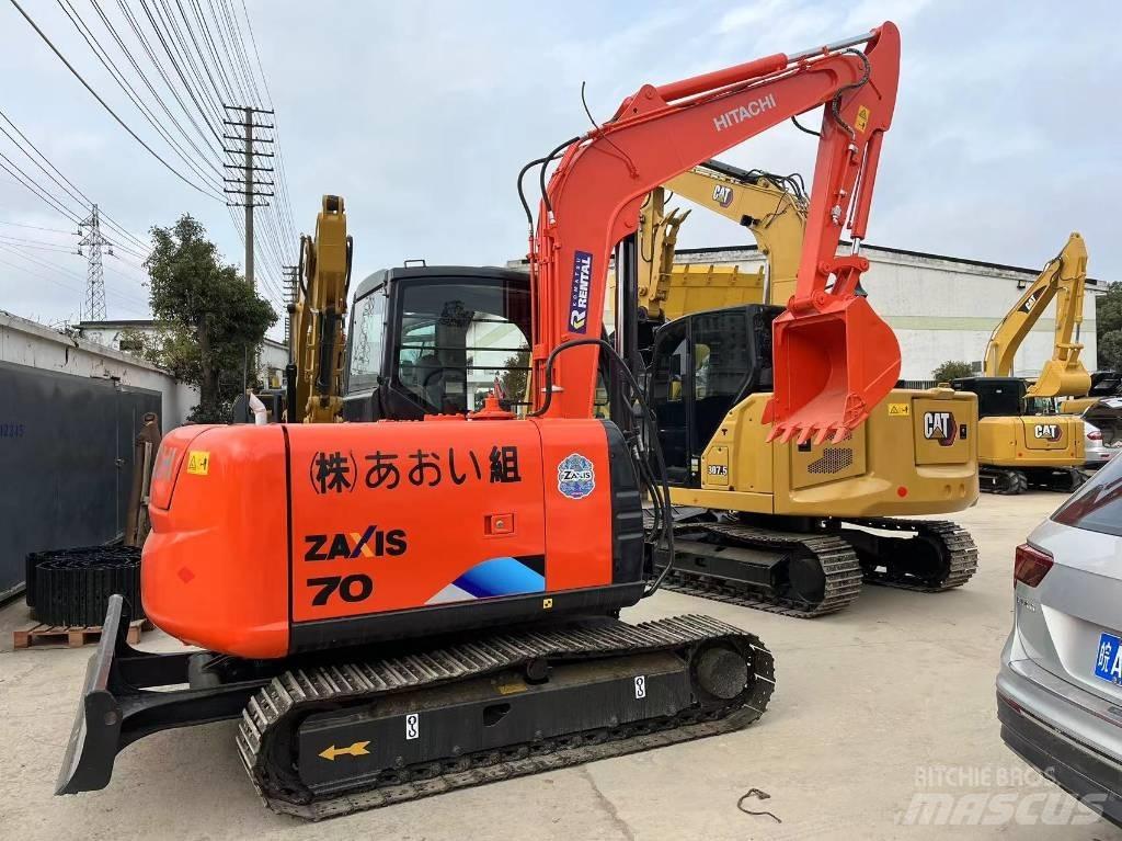 Hitachi ZX 70 Mini bagri <7t