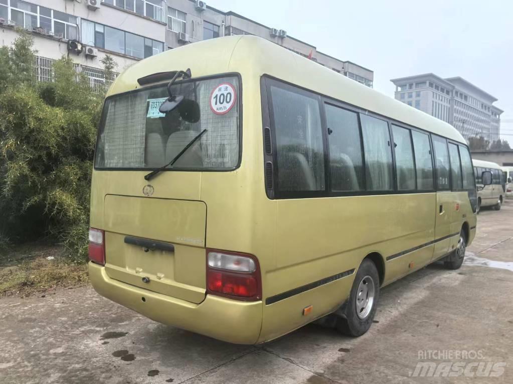 Toyota Coaster Medkrajevni avtobusi