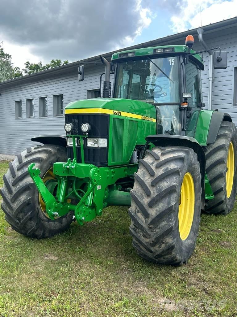 John Deere 7710 PQ Traktorji