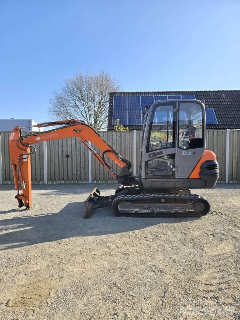 Hitachi ZX 30 Mini bagri <7t