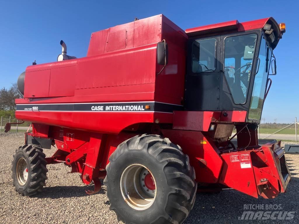Case IH 1660 Kombajni