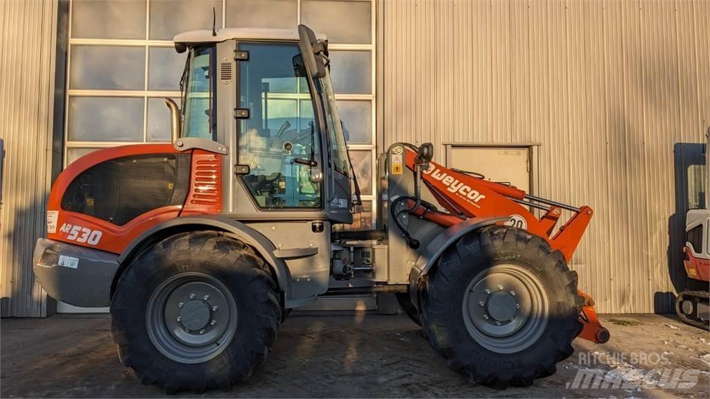 Atlas AR530 Kolesni nakladalci