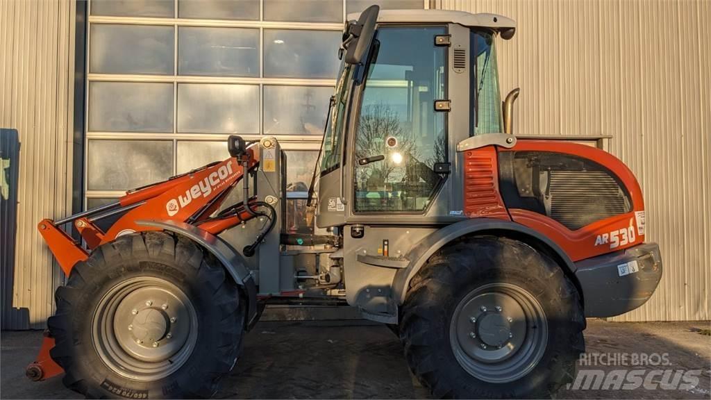Atlas AR530 Kolesni nakladalci