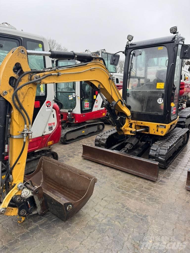 CAT 302.7 D Mini bagri <7t