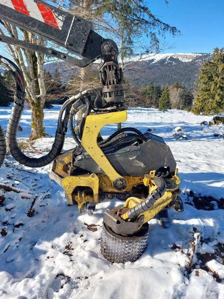 John Deere 1270 D Harvesterji