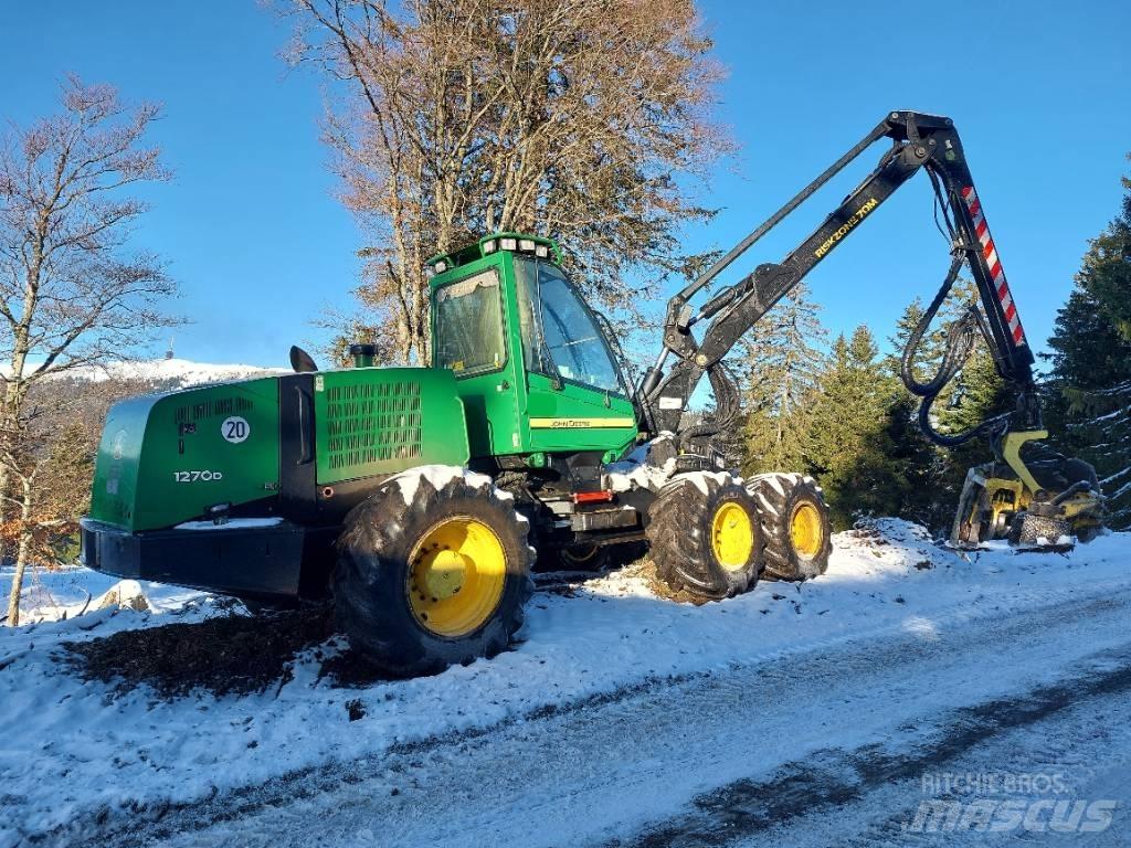 John Deere 1270 D Harvesterji