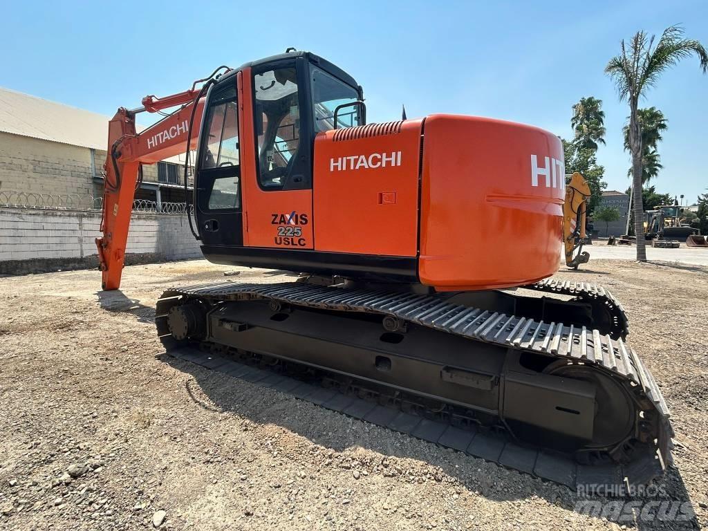 Hitachi ZX 225 Bagri goseničarji