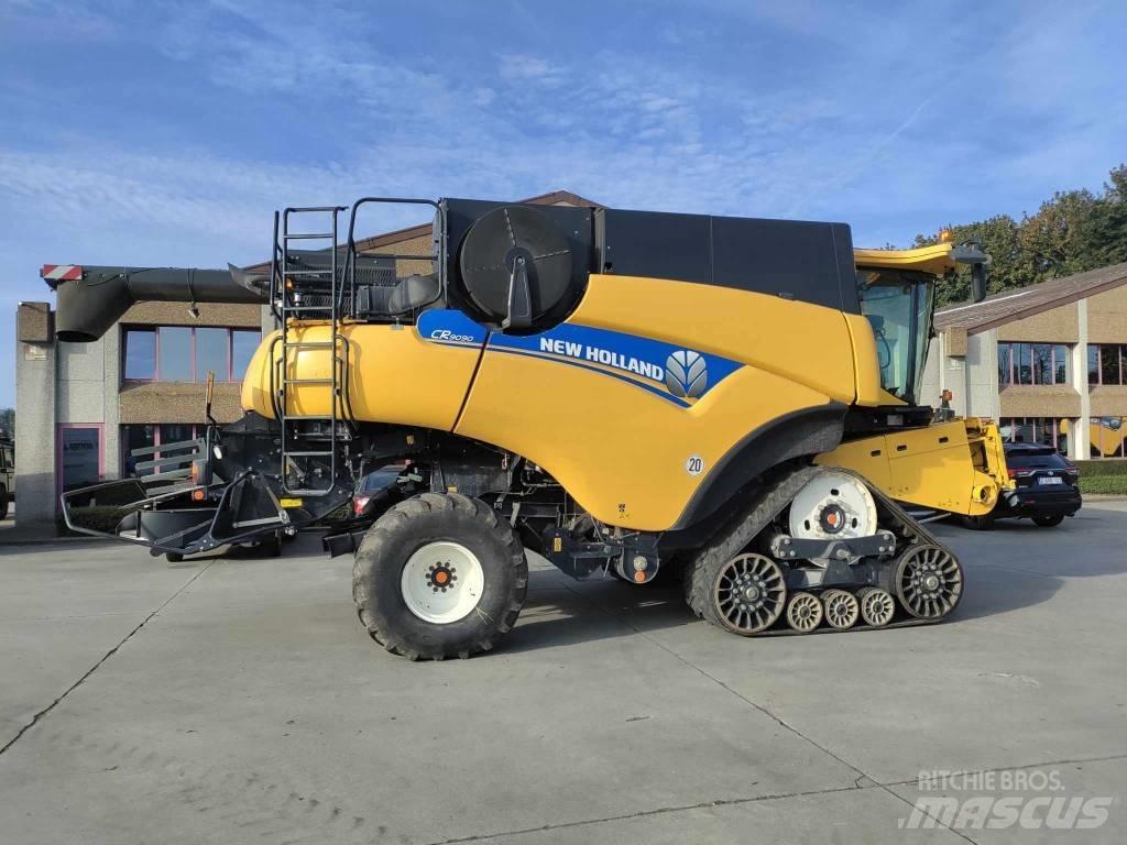New Holland CR 9090 Kombajni