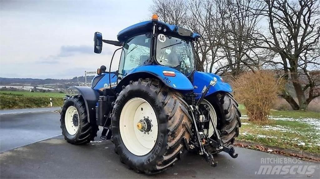 New Holland T7.260 Traktorji