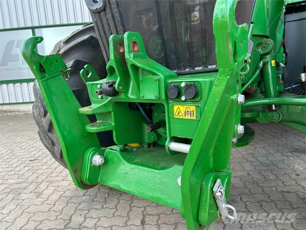 John Deere 7250R Traktorji