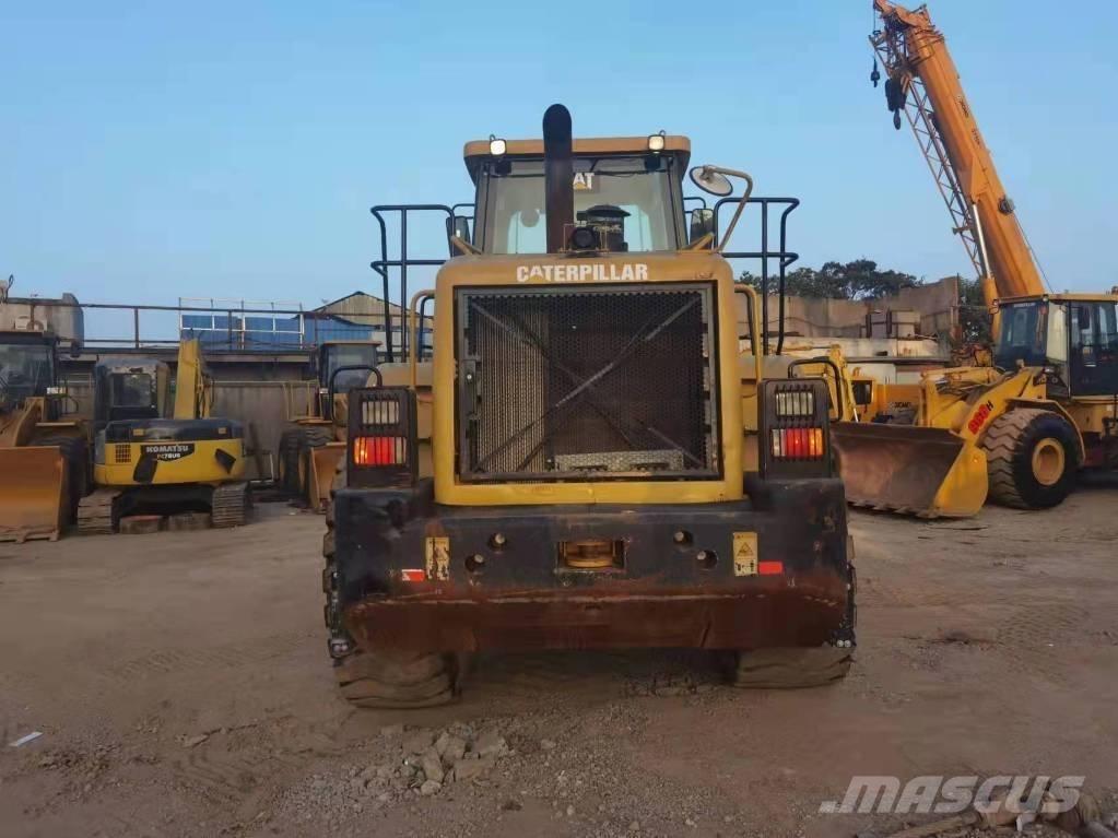 CAT 966 H Kolesni nakladalci