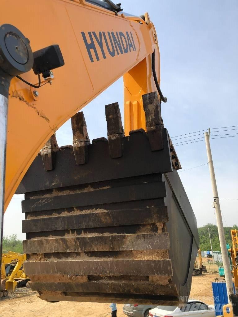 Hyundai 275VS Bagri goseničarji