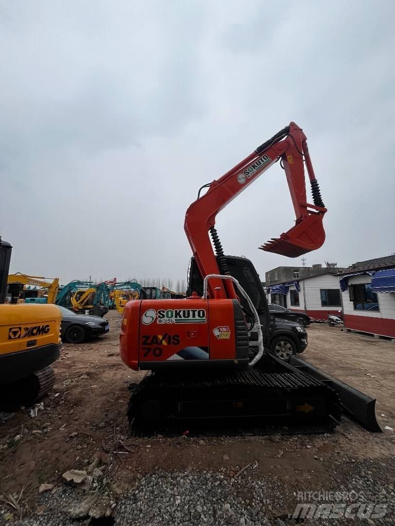 Hitachi ZX 70 Midi bagri 7t – 12t