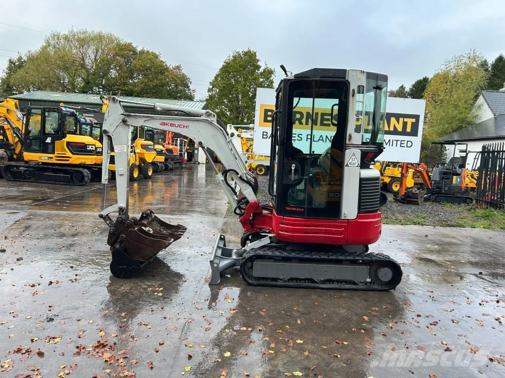 Takeuchi TB 23 R Mini bagri <7t
