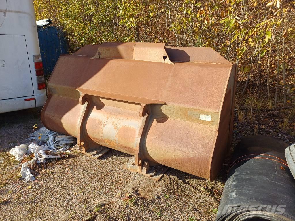 Volvo 120 Kauha Žlice