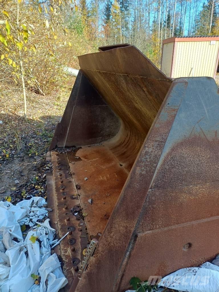 Volvo 120 Kauha Žlice