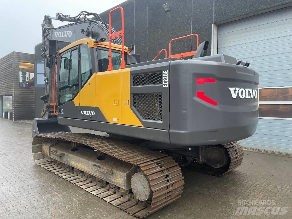 Volvo EC220E Bagri goseničarji