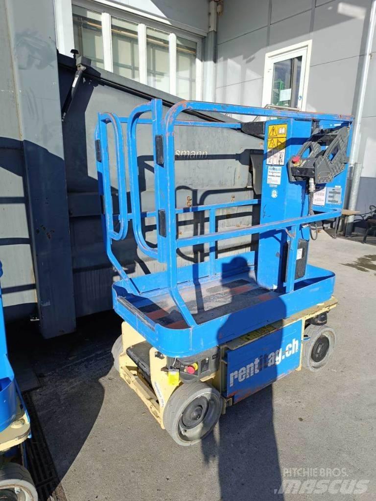 JLG 1230 ES Vertikalna dvigala