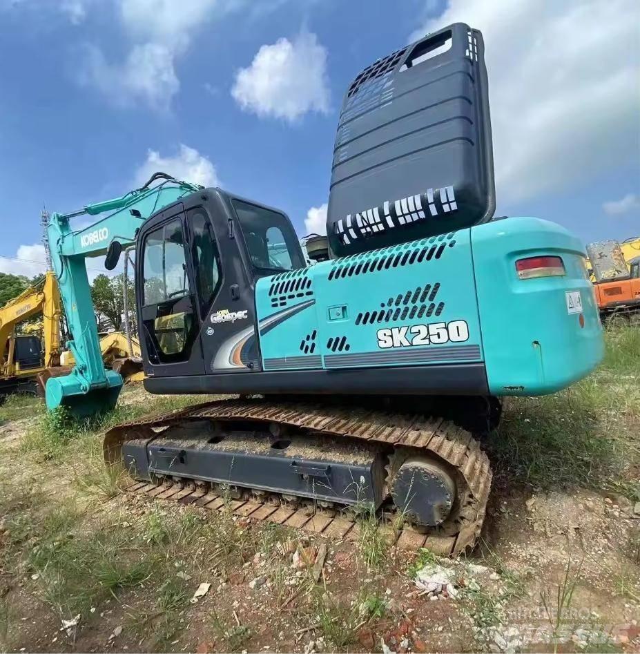 Kobelco SK 250 Bagri goseničarji