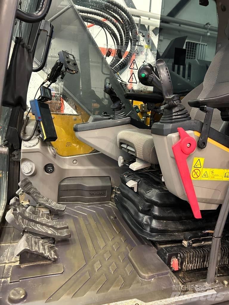 Volvo ECR 235 E Bagri goseničarji