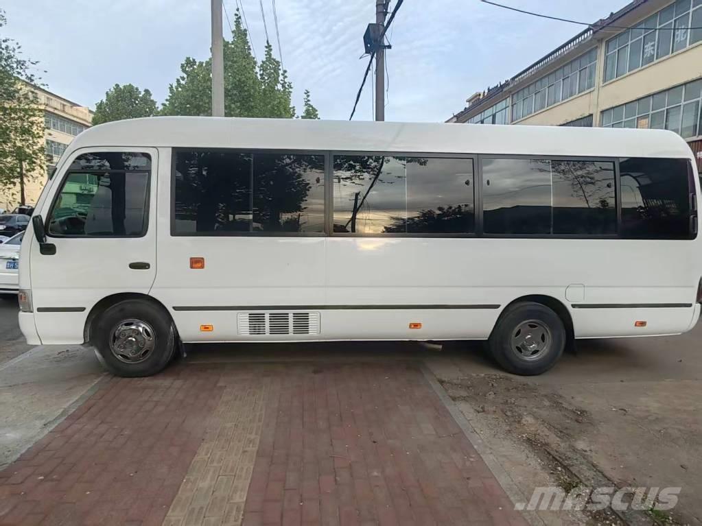 Toyota Coaster Medkrajevni avtobusi