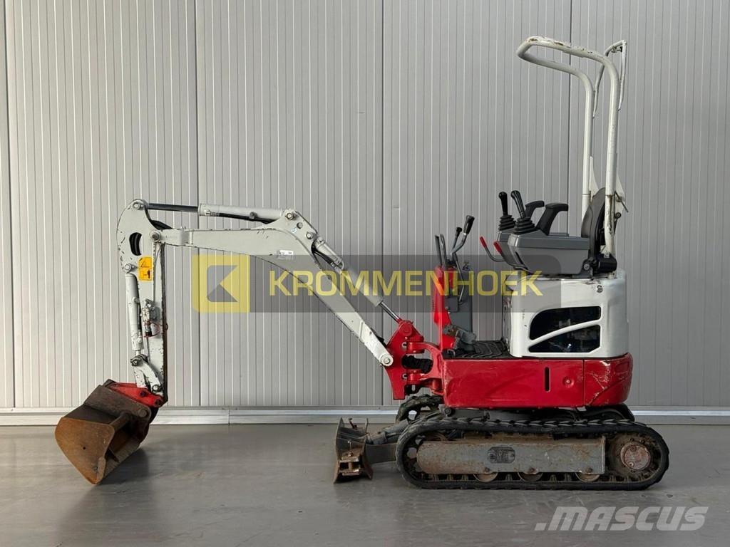 Takeuchi TB 210 R Mini bagri <7t