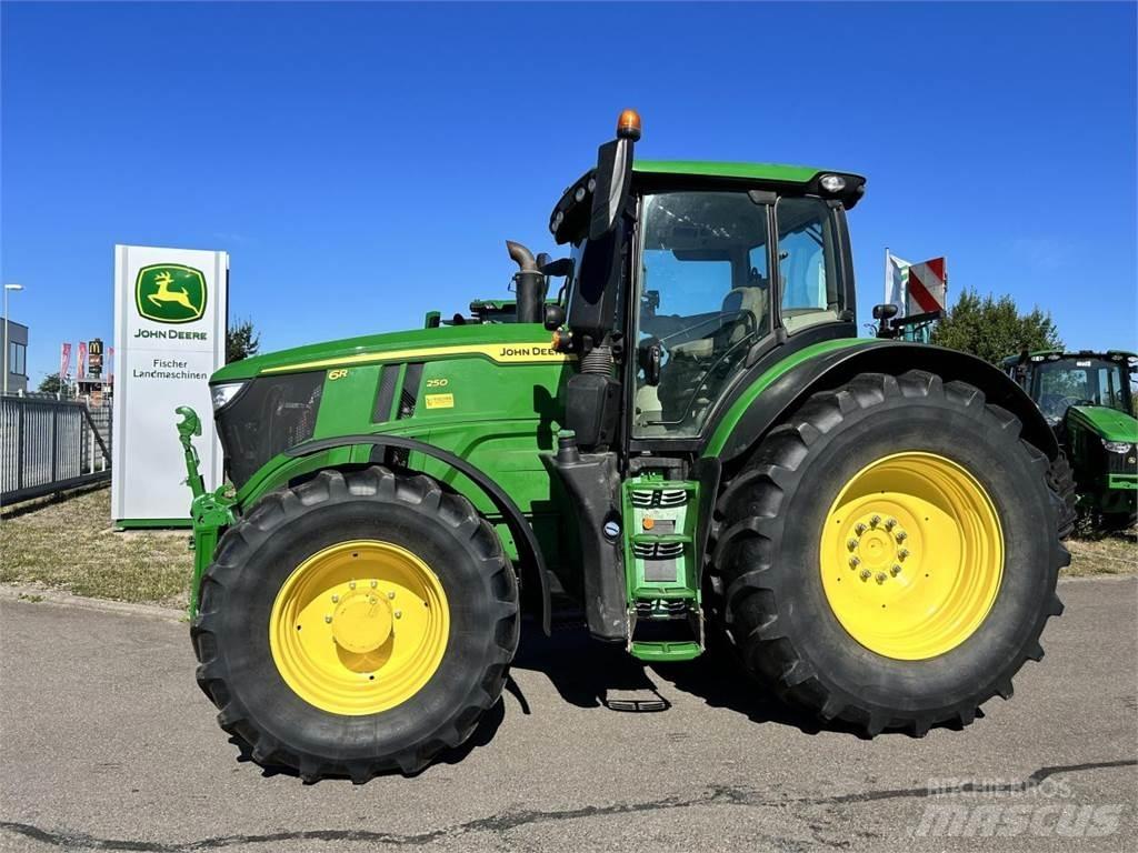 John Deere 6R 250 Traktorji