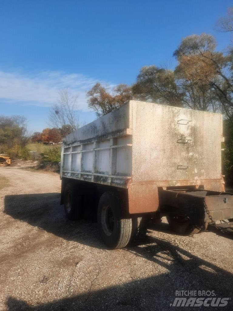 Smith Pup Trailer Kiper prikolice