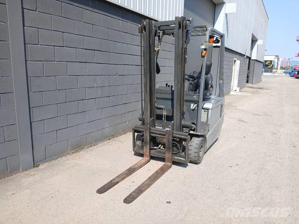 Nissan G1N1L 16 Q Električni viličarji