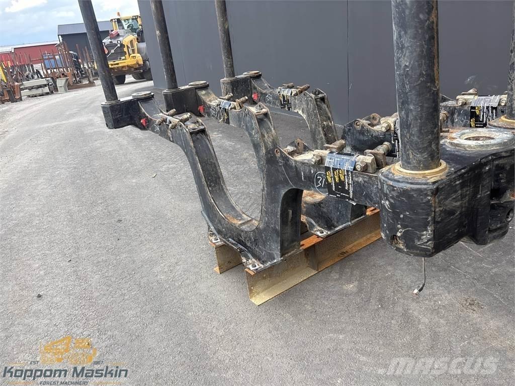Komatsu 855 Druge komponente